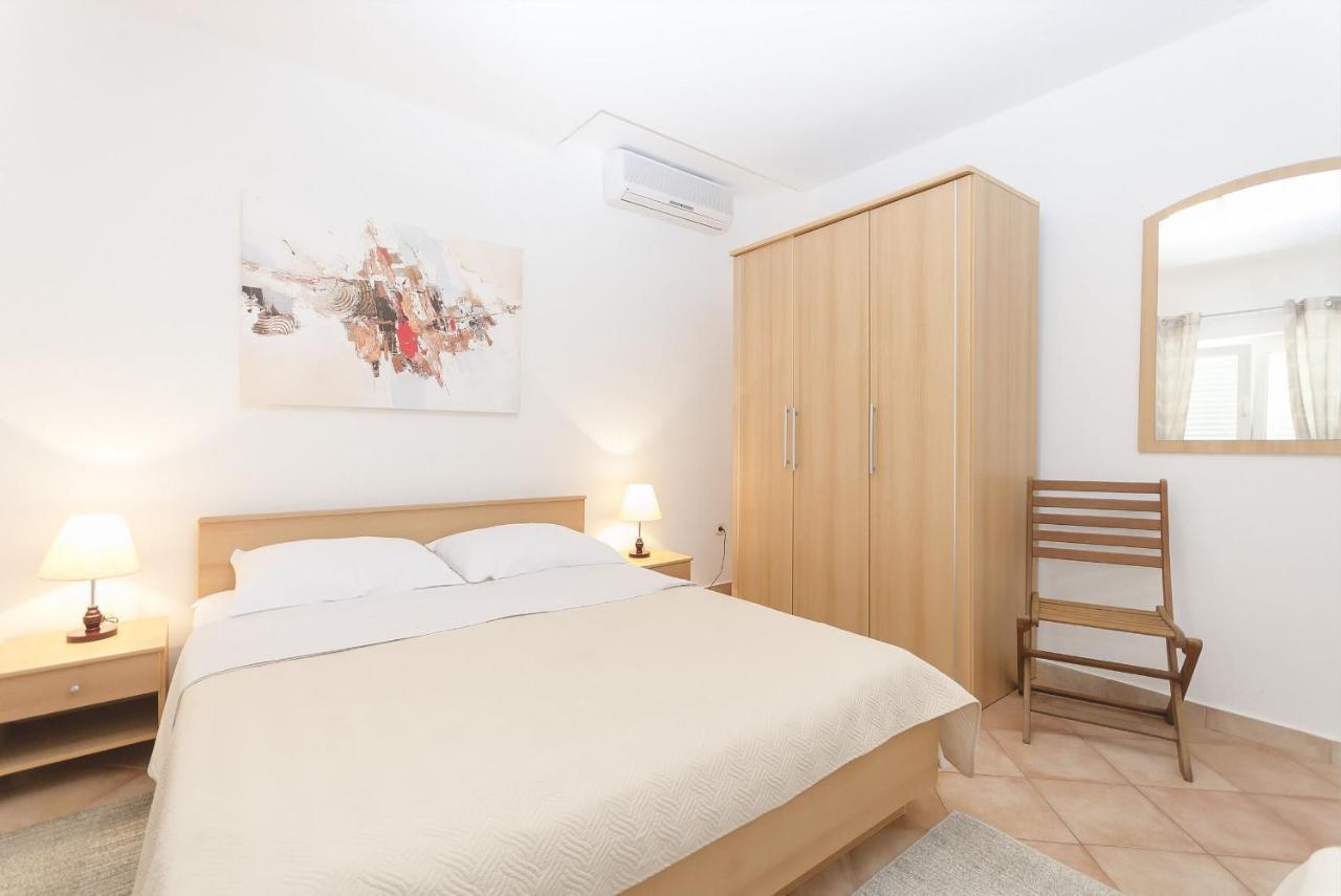 Apartments Karolina Vodice Exteriér fotografie